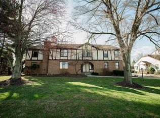 6674 Hills And Dales Rd NW, Canton, OH 44708