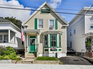 17 London St, Lowell, MA 01852