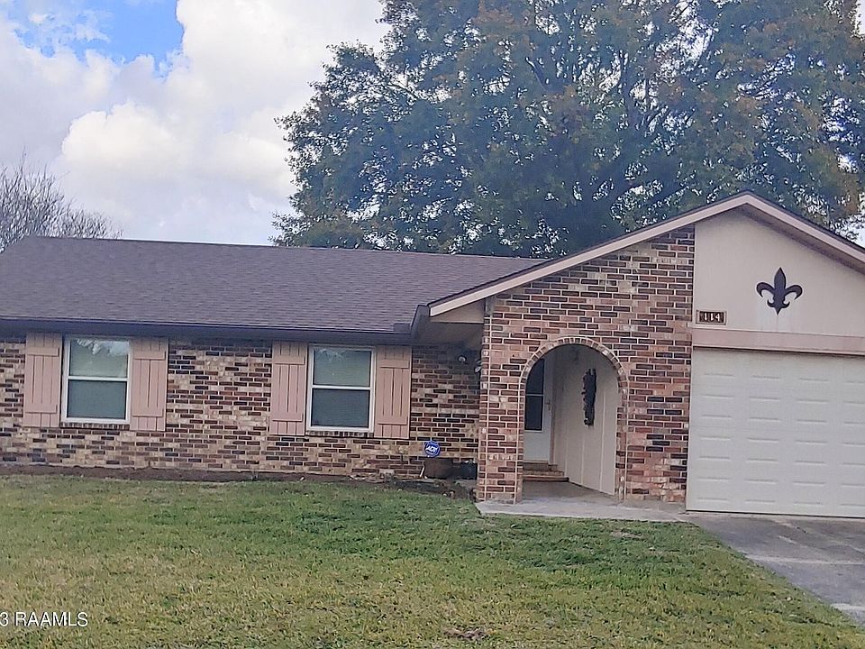1st image of 114 Toulouse Dr