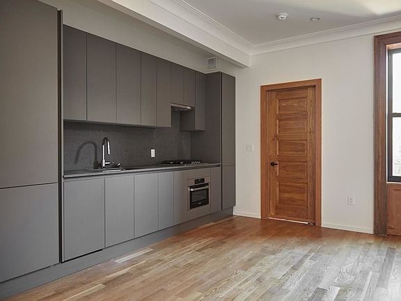 5th image of 767 Saint Nicholas Ave #3R