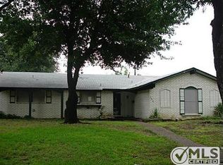 2014 Bamboo St, Mesquite, TX 75150