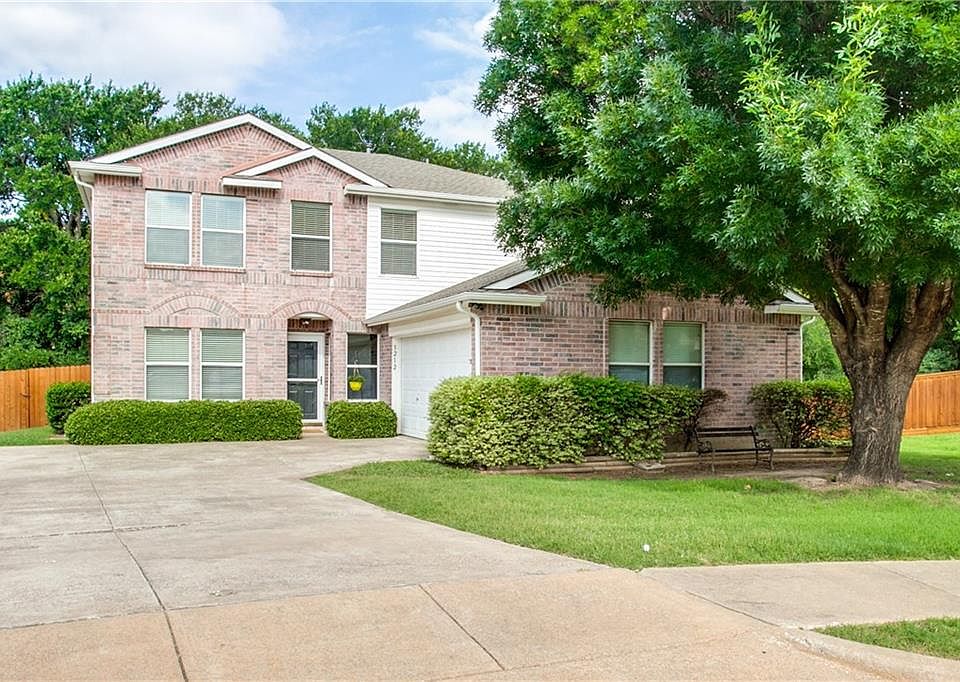 1st image of 3212 Elmwood Cir