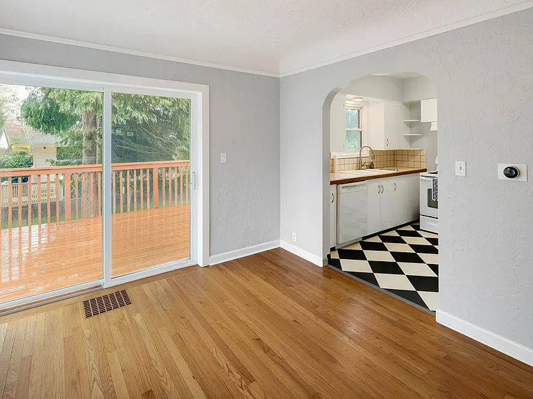 1406 NE 6th Ave — Photo 7