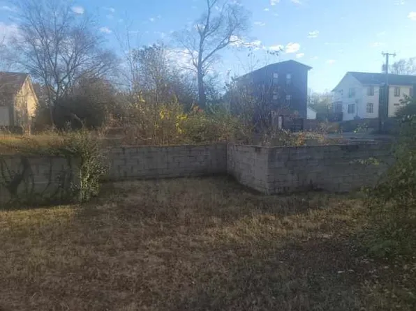 2715 Batavia St, Nashville, TN 37208