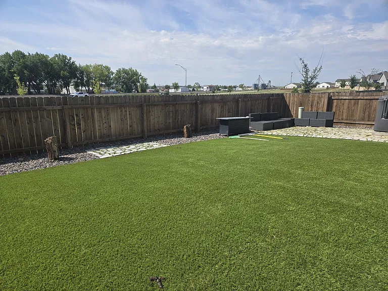 516 Quincy Rr Ave — Photo 2