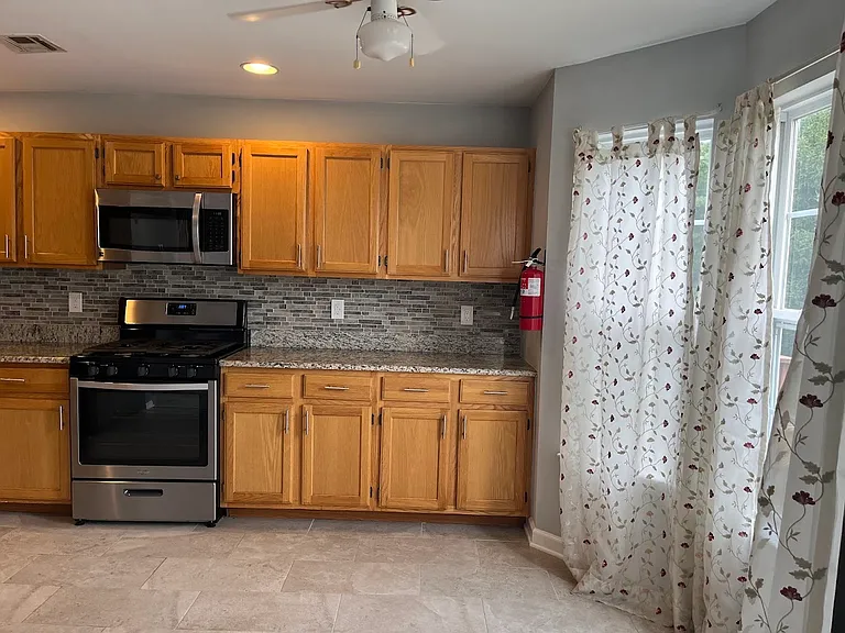 26 Dickerson Ln — Photo 12