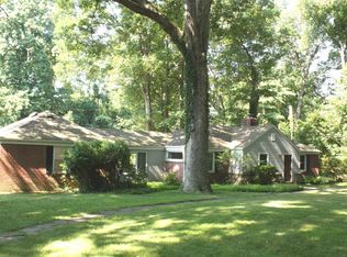 88 Huntington Rd, Cold Spring Harbor, NY 11724