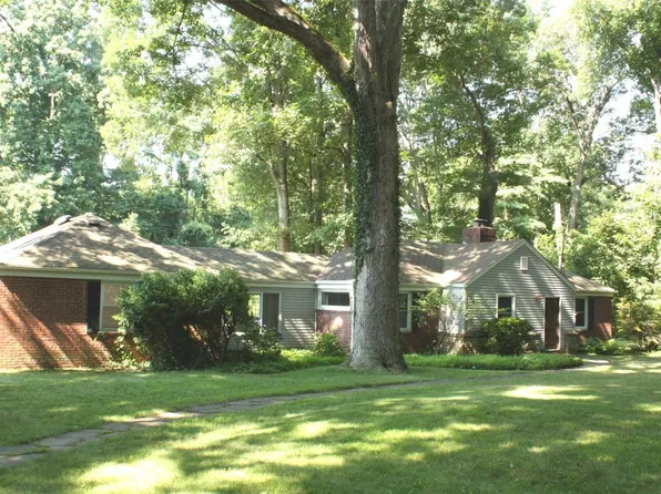88 Huntington Rd, Cold Spring Harbor, NY 11724