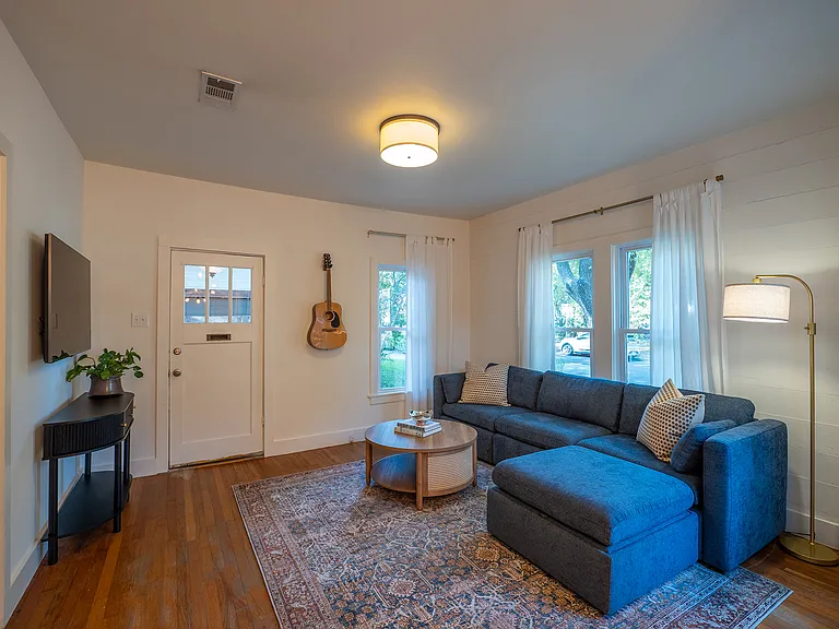 1609 Nickerson St — Photo 31