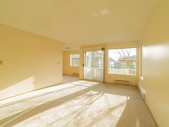 4th image of 1425 NW 61st St APT 201