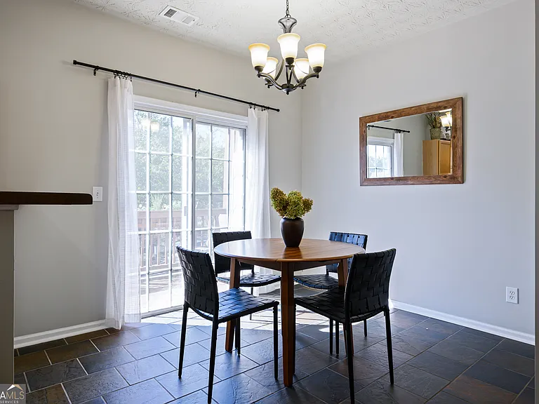 1431 Bay Overlook Dr — Photo 10