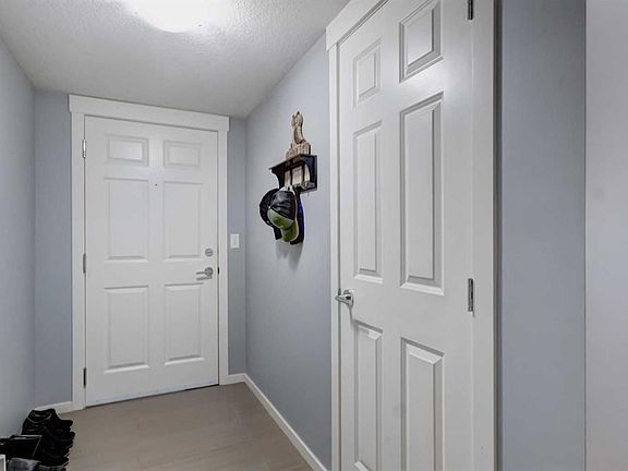 3rd image of 755 W Copperpond Blvd SE #2114
