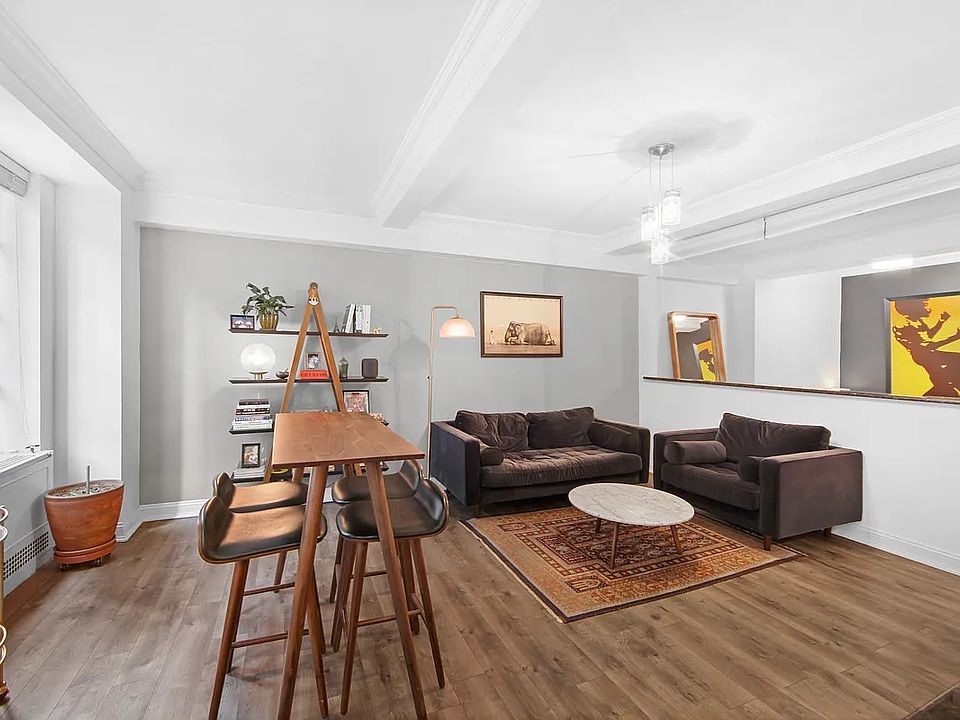 1st image of 333 W 56th St APT 3E
