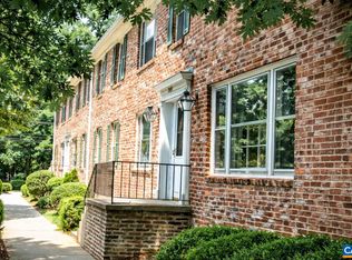 2404 Barracks Ct APT 4, Charlottesville, VA 22901