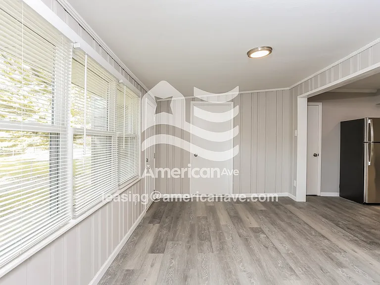 925956_007_wm_-_dining_room_13214302.jpg