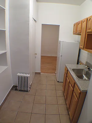 Rented by Glasser Realty LLC | media 23