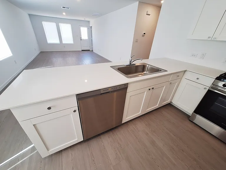 518 Firedance Ct — Photo 9