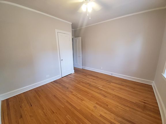 3rd image of 2432 W Fargo Ave APT 1