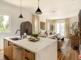 4460 Maplewood Ave, Los Angeles, CA 90004