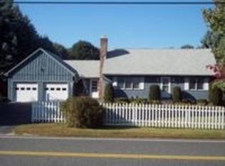 366 Bay Rd, Belchertown, MA 01007
