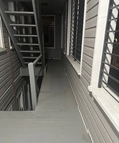 2700 Roslyn Ave #5 — Photo 6