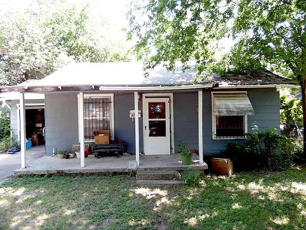 3220 NW Loraine St — Photo 2