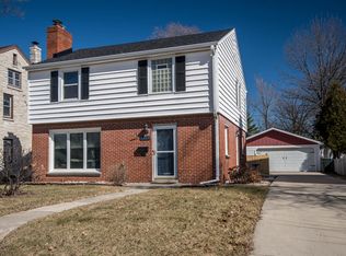 2150 S 87th St, West Allis, WI 53227
