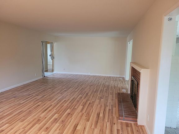 5th image of 1194 Cameo Dr