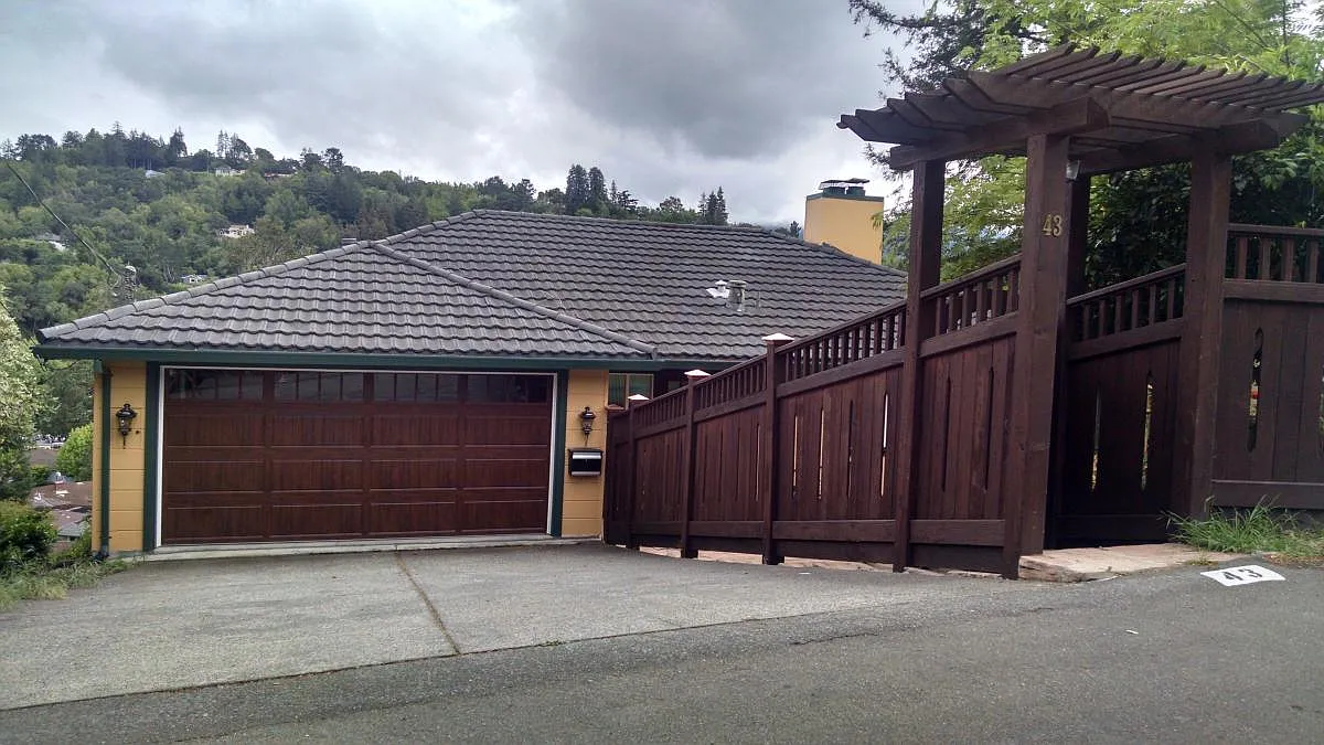 43 Longview Ave photo 1