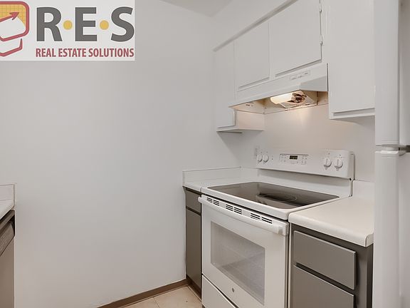 5th image of 3633 S Sheridan Blvd Unit 18