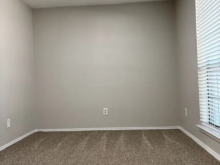 104 Glade Shadow Dr — Photo 15