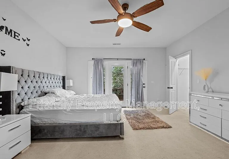 812 Pisgah Church Rd #G — Photo 8