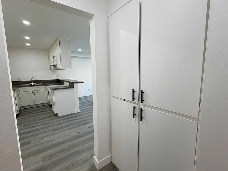 456 S Breed St #102 — Photo 5