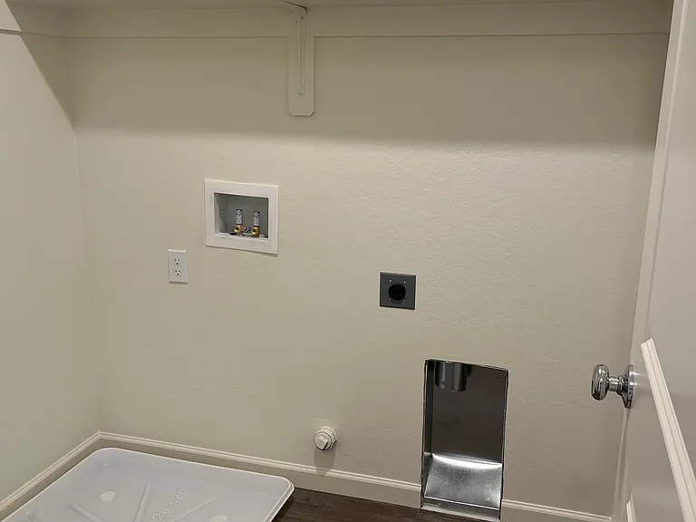 4088 Cinnabar Ct — Photo 20