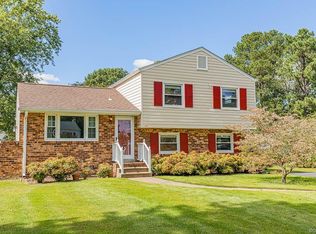 10104 Flanders Rd, Henrico, VA 23228