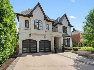 523 Vesta Dr, Toronto, ON M5P 3A9