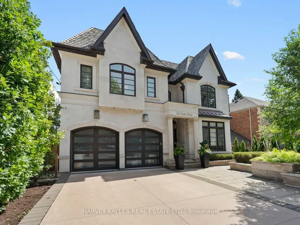 523 Vesta Dr, Toronto, ON M5P 3A9