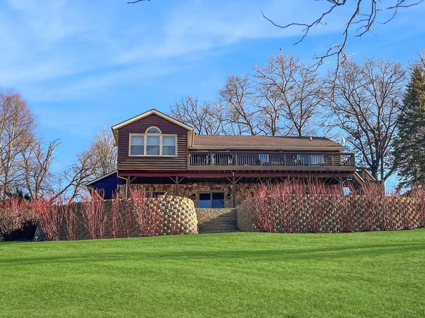 27-54 Ridgeview Dr, Lanark, IL 61046
