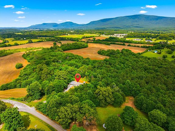3rd image of 326 McClure Rd