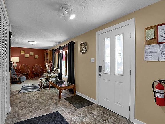 4th image of 1714 S Chester Ave