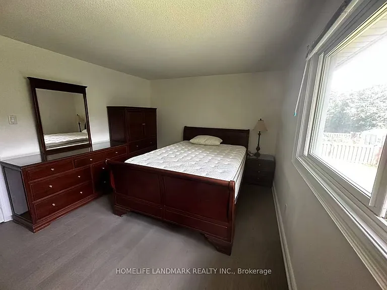 15 Harnworth Dr — Photo 9