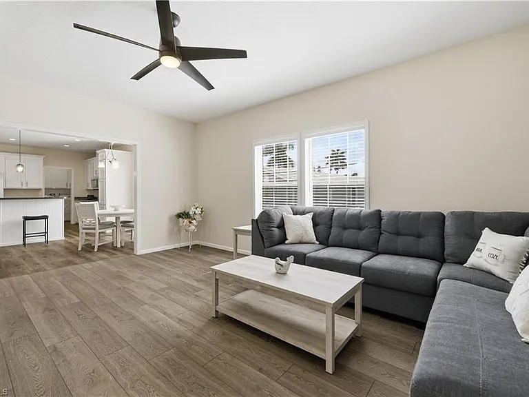 24 Red Poinciana Dr — Photo 6