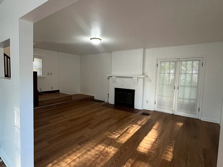 601 N McKinley Ave — Photo 9