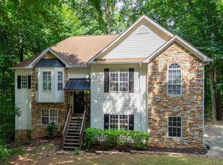 306 Cacique Ct, Woodstock, GA 30188