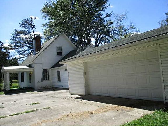 2nd image of 178 S Main St