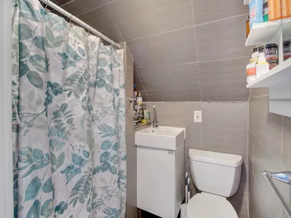 224 Freeman Avenue image 21 of 26