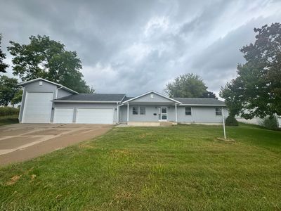 1200 26th Ave N, Clinton, IA, 52732