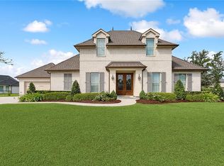 100 Hidden Cove Ct, Belle Chasse, LA 70037