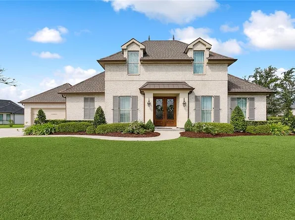 100 Hidden Cove Ct, Belle Chasse, LA 70037