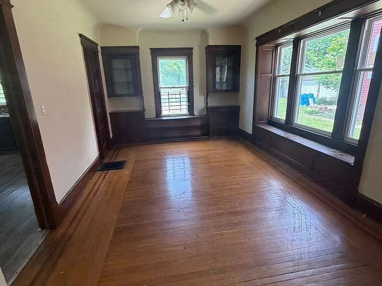 1849 Page Ave — Photo 7